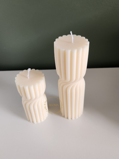 Pilier à rayures torsadé