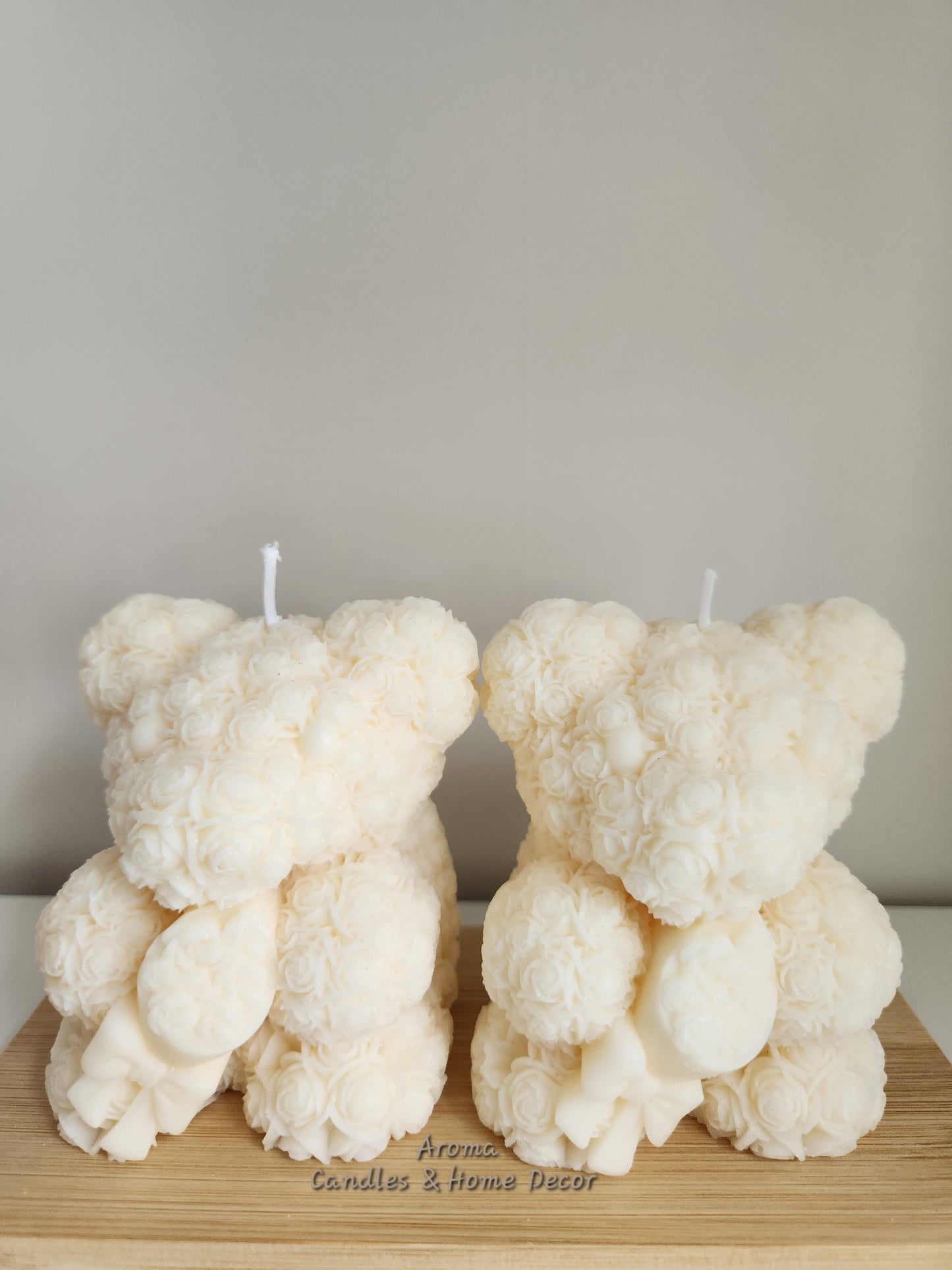 Ourson avec bouquet de fleur