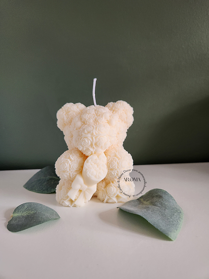 Ourson avec bouquet de fleur